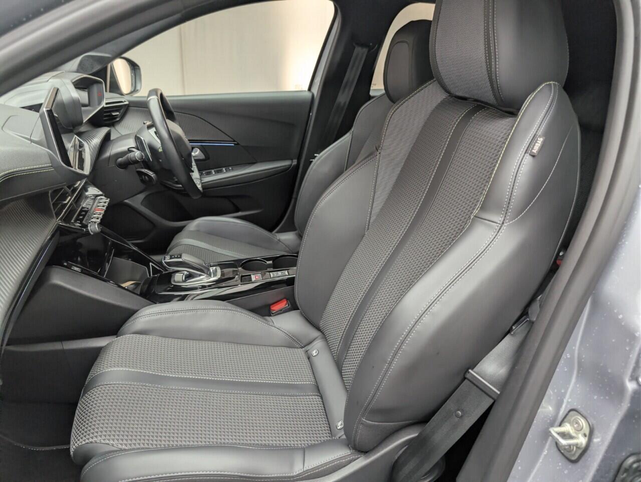 Used Peugeot 208 2021 for sale - 76671478: Photo 26