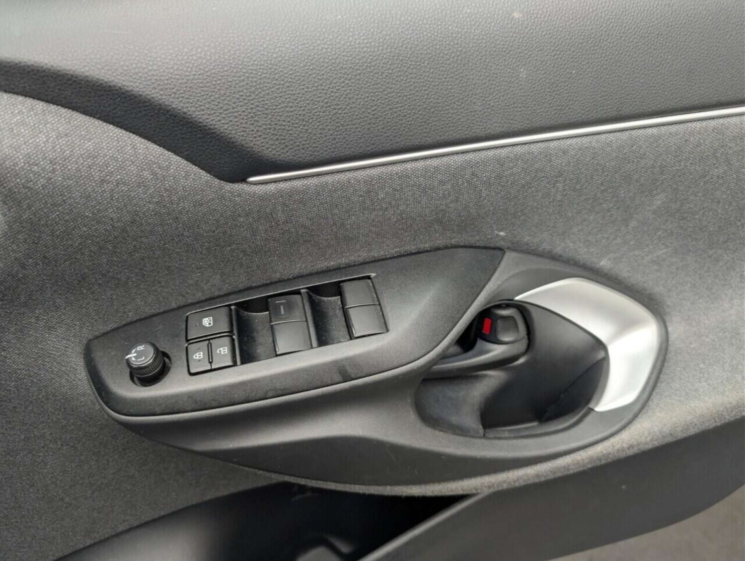 Used Toyota Yaris Cross 2022 for sale - 77714300: Photo 22