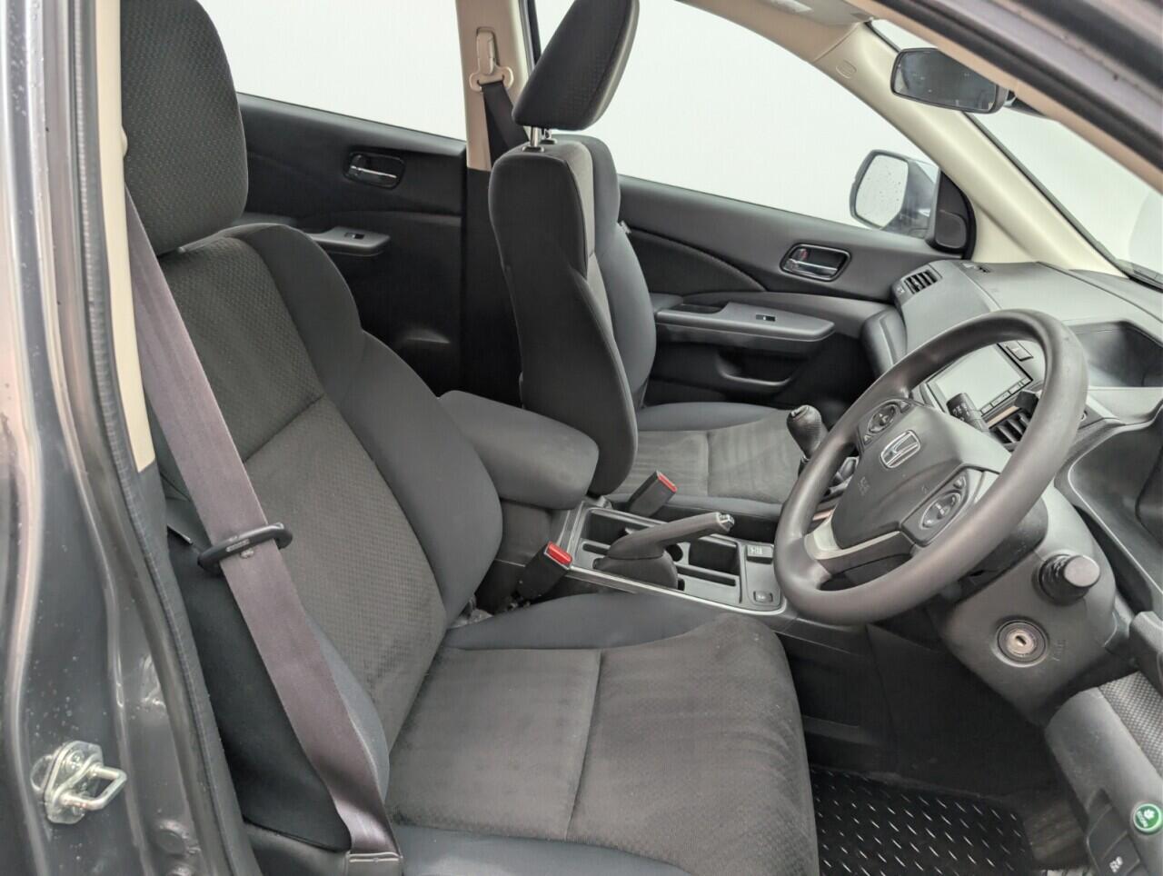 Used Honda CR-V 2018 for sale - 76802343: Photo 12