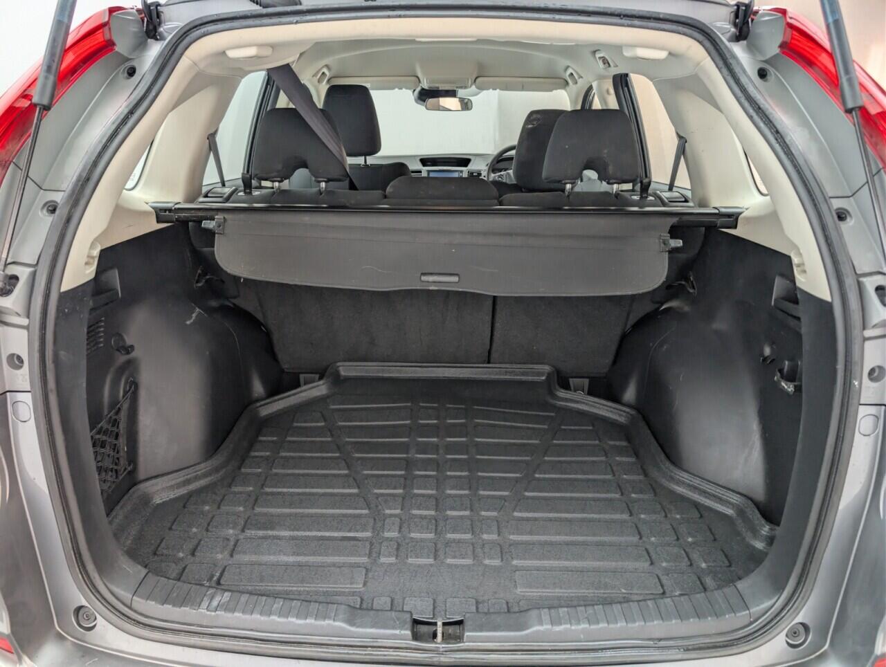 Used Honda CR-V 2018 for sale - 76802343: Photo 25