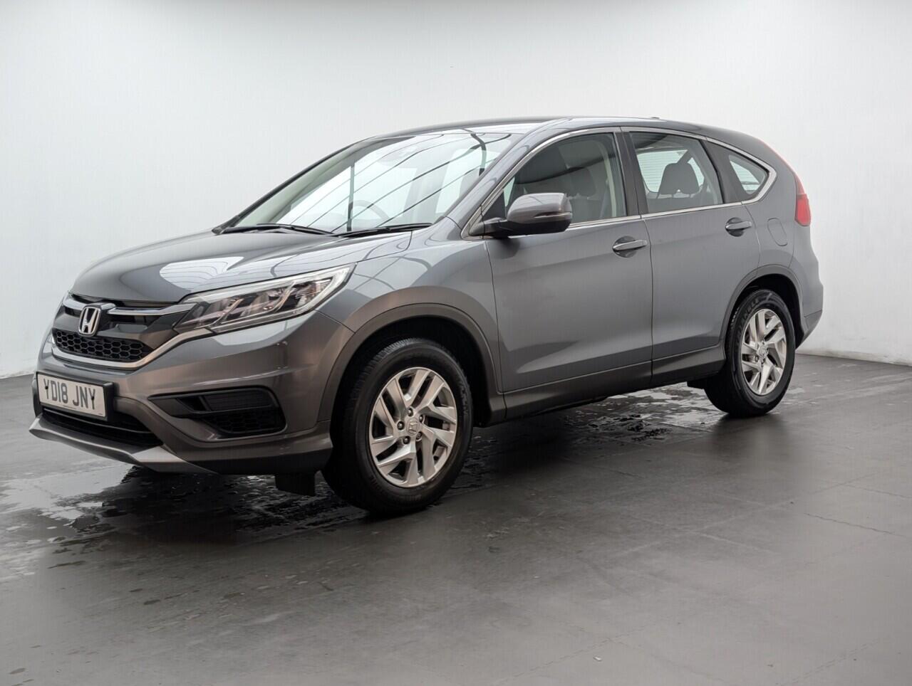 Used Honda CR-V 2018 for sale - 76802343: Photo 4