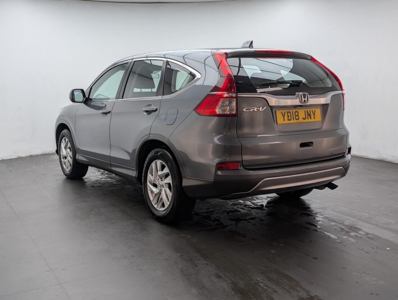 Used Honda CR-V 2018 for sale - 76802343: Photo 6