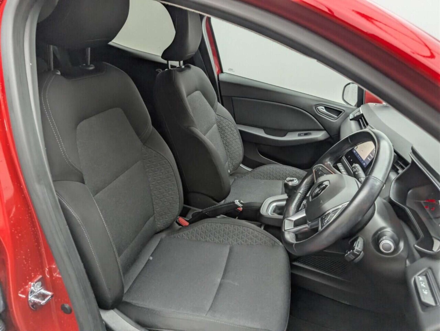 Used Renault Clio 2020 for sale - 77713307: Photo 12