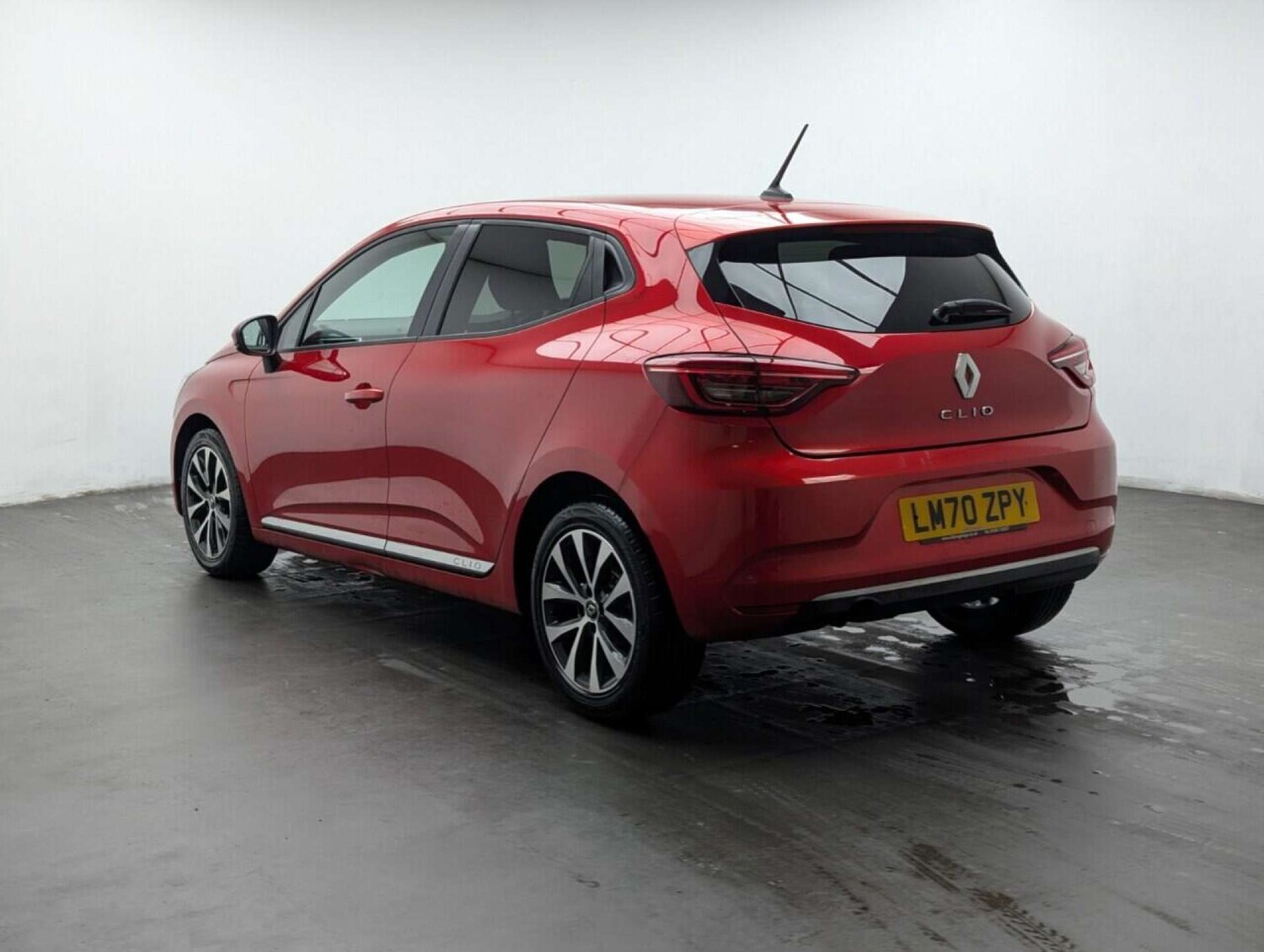 Used Renault Clio 2020 for sale - 77713307: Photo 6