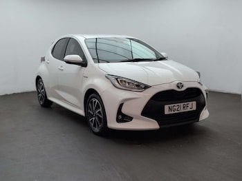 Used Toyota Yaris 2021 for sale - 79243649: Photo