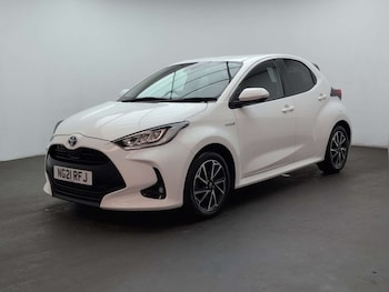 Used Toyota Yaris 2021 for sale - 79243649: Photo
