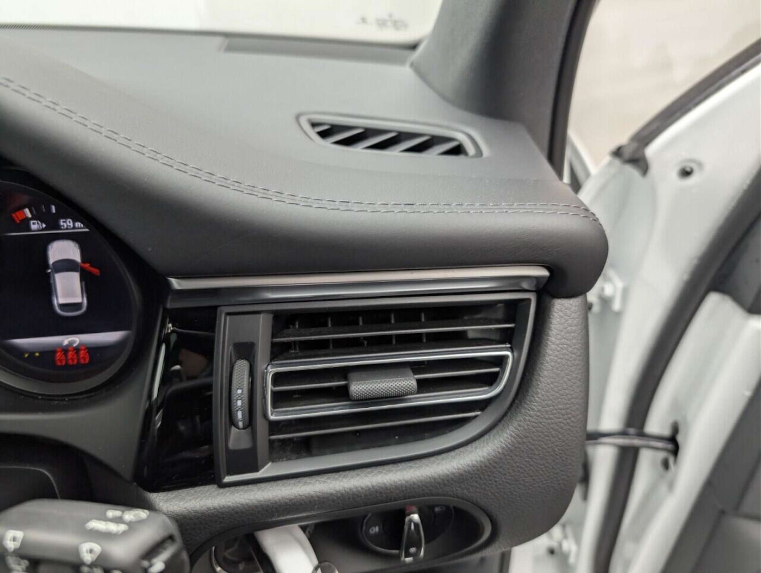 Used Porsche Macan 2022 for sale - 77713416: Photo 21