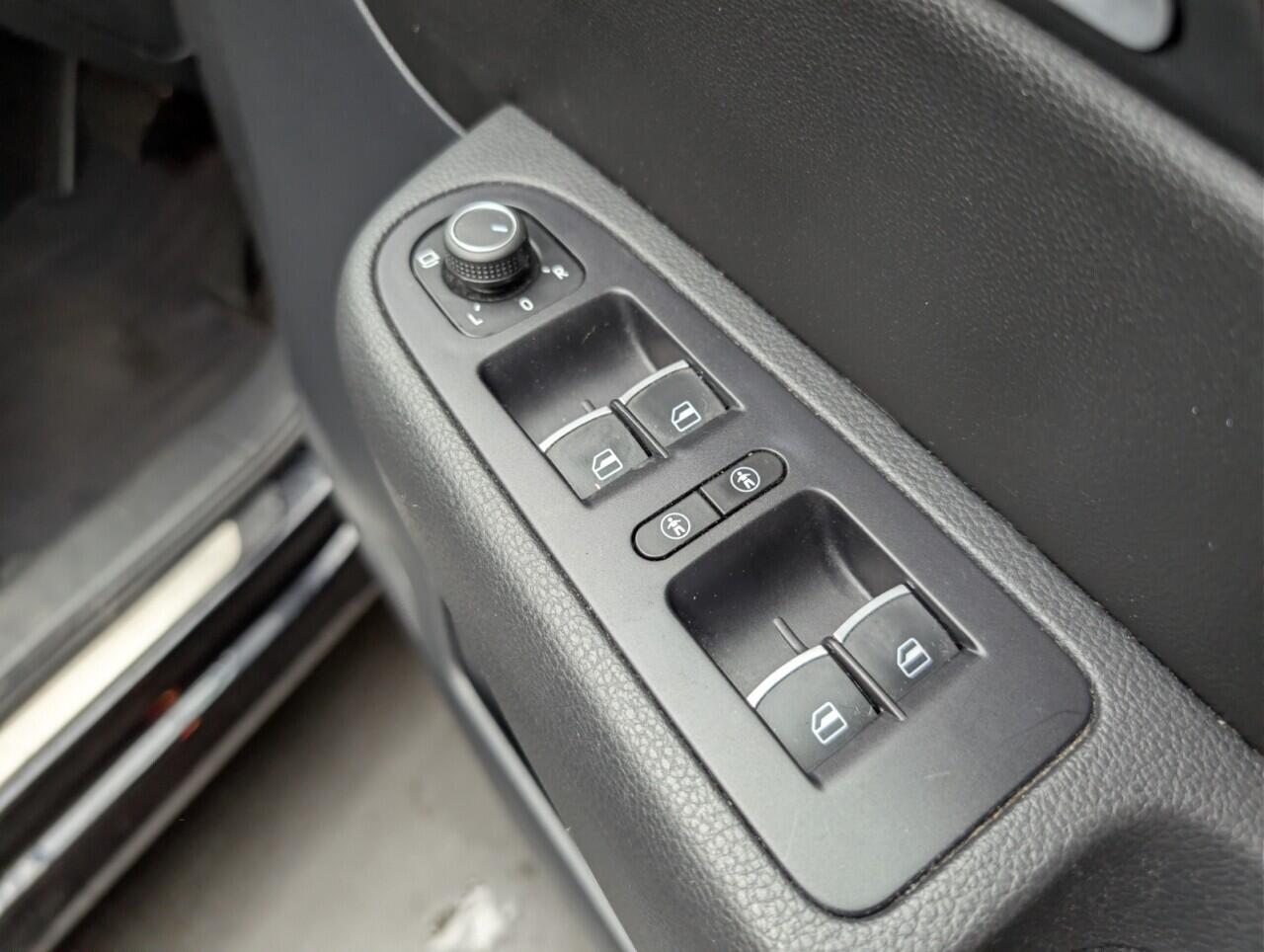 Used Volkswagen Sharan 2017 for sale - 77073914: Photo 21