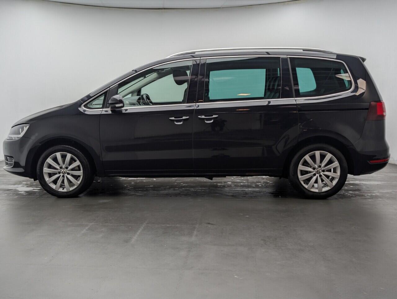 Used Volkswagen Sharan 2017 for sale - 77073914: Photo 5