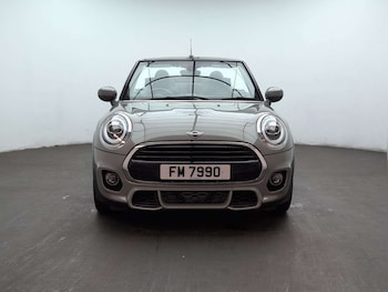 Used MINI Convertible 2019 for sale - 79481400: Photo