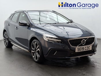 Used Volvo V40 Cross Country 2019 for sale - 76425003: Photo