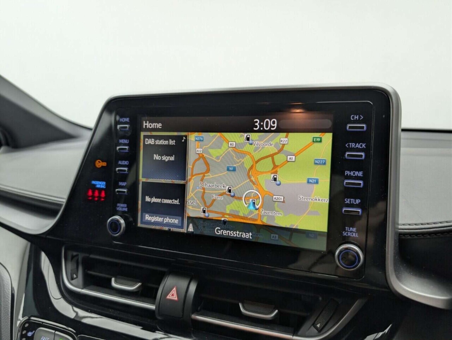 Used Toyota C-HR 2021 for sale - 77713341: Photo 14