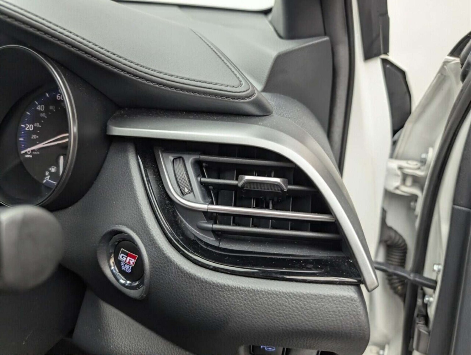 Used Toyota C-HR 2021 for sale - 77713341: Photo 19