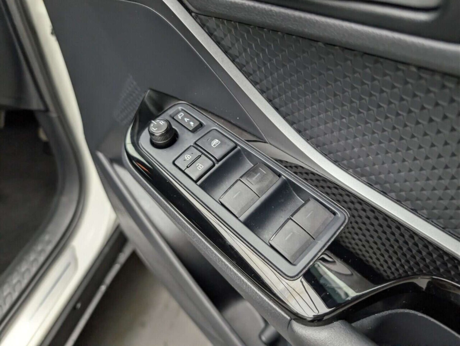 Used Toyota C-HR 2021 for sale - 77713341: Photo 20