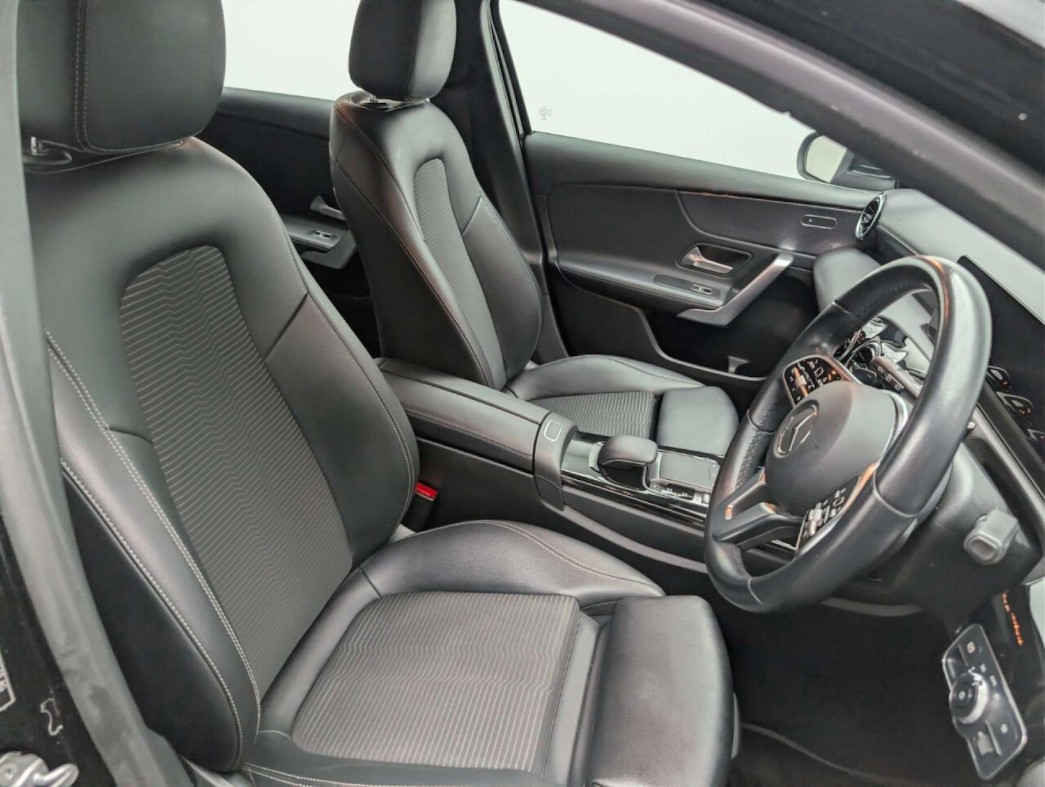 Used Mercedes-Benz A-Class 2019 for sale - 77932005: Photo 13