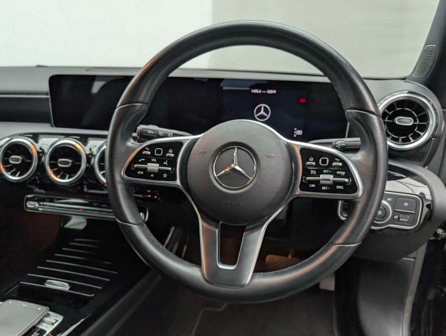 Used Mercedes-Benz A-Class 2019 for sale - 77932005: Photo 29