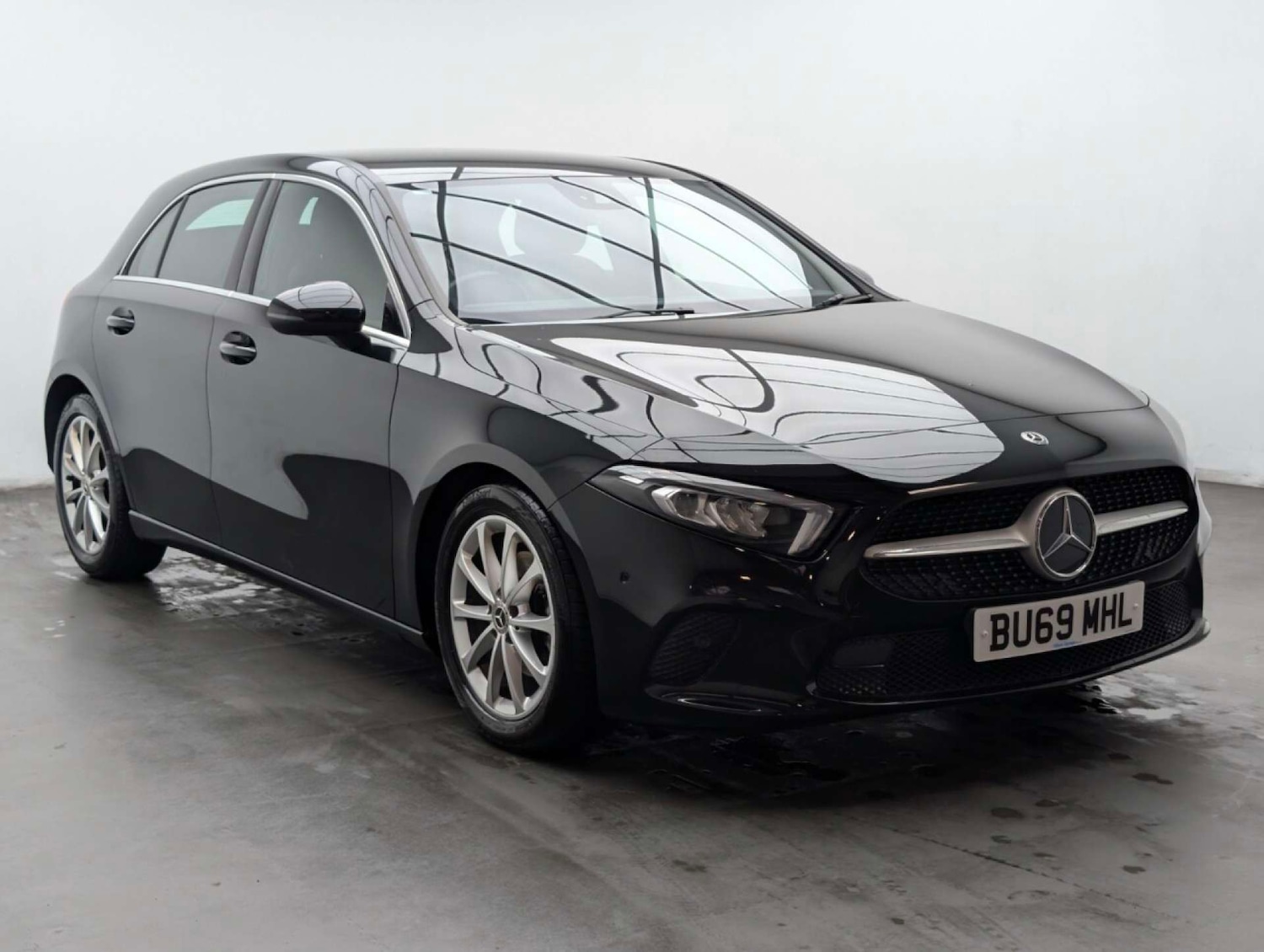 Used Mercedes-Benz A-Class 2019 for sale - 77932005: Photo 3