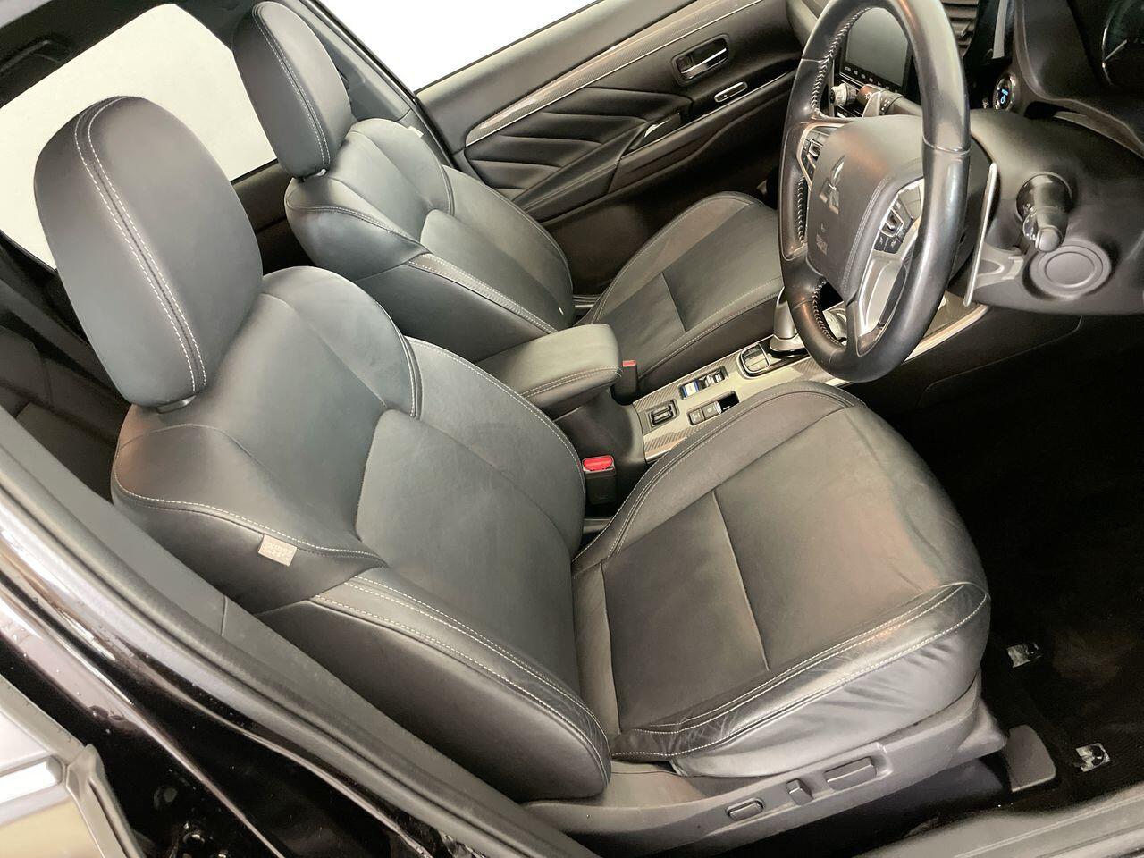 Used Mitsubishi Outlander 2020 for sale - 77144410: Photo 23