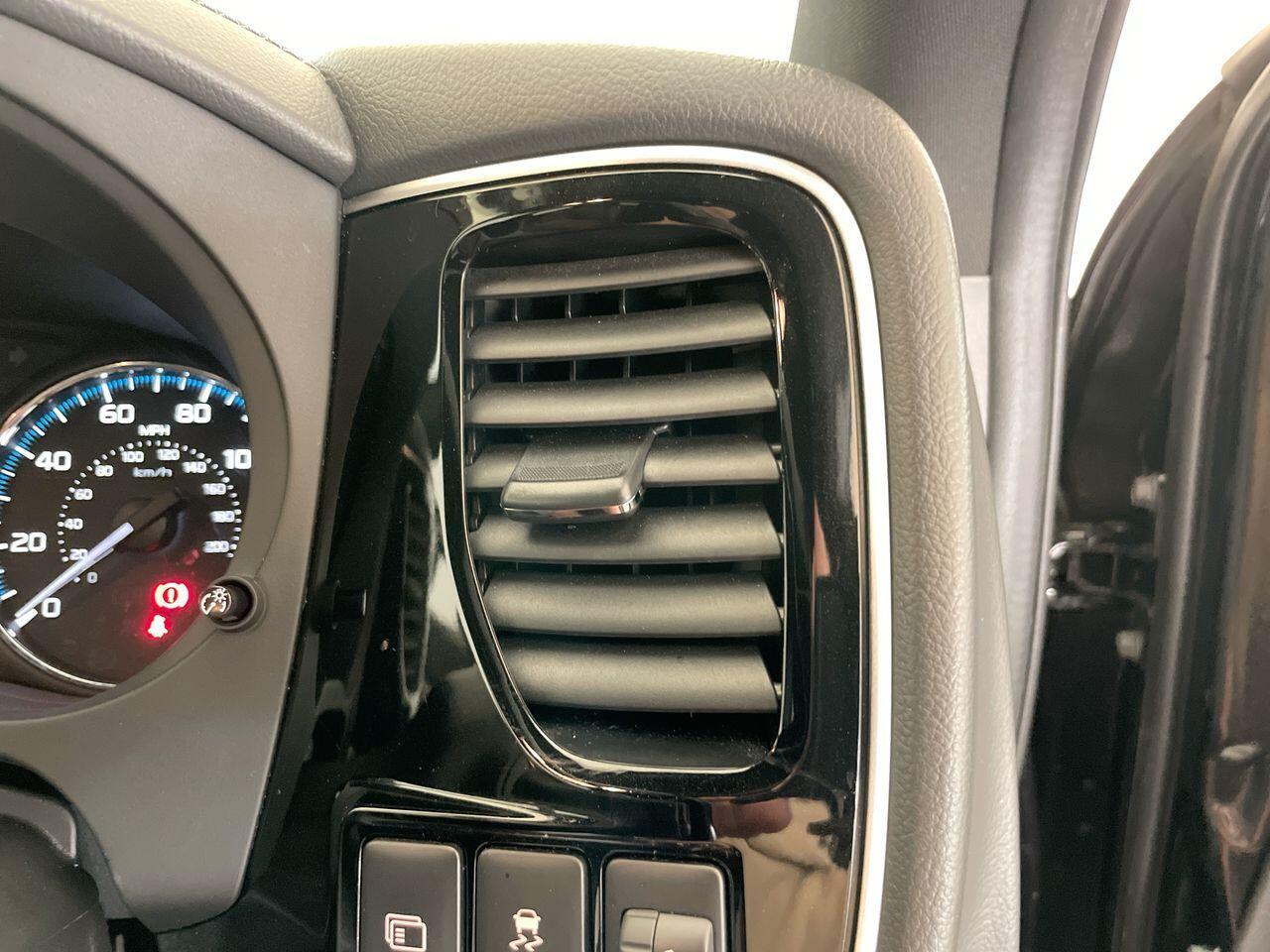 Used Mitsubishi Outlander 2020 for sale - 77144410: Photo 33