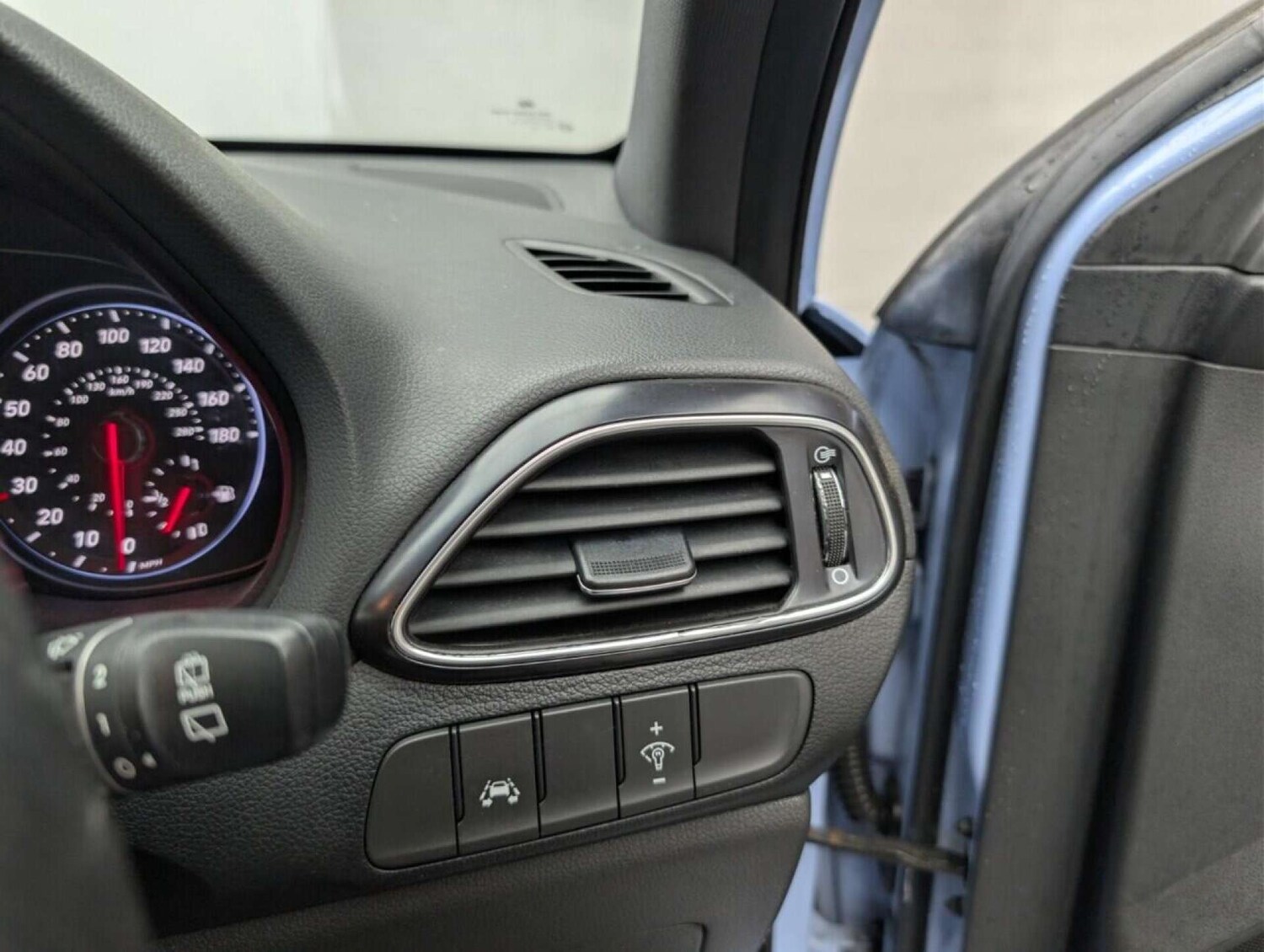 Used Hyundai i30 2018 for sale - 77713982: Photo 21