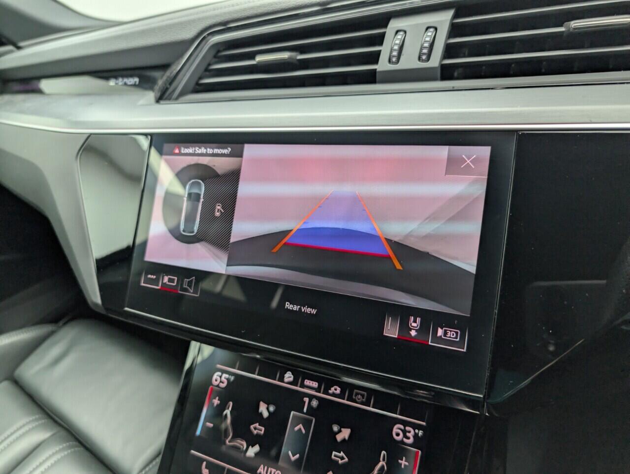 Used Audi e-tron 2022 for sale - 76422637: Photo 15