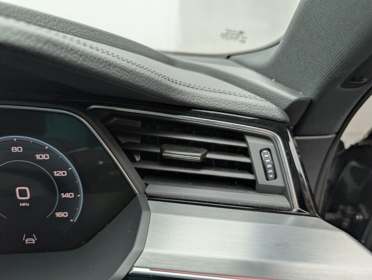 Used Audi e-tron 2022 for sale - 76422637: Photo 21