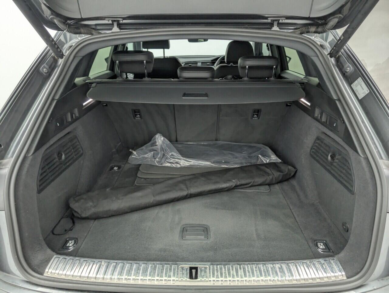 Used Audi e-tron 2022 for sale - 76422637: Photo 28