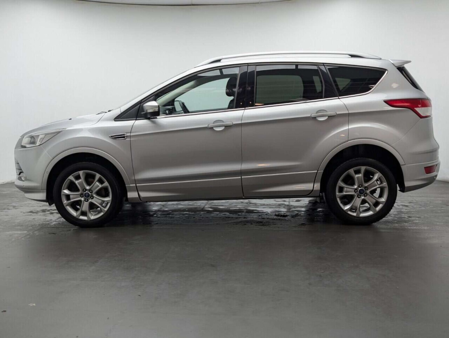 Used Ford Kuga 2016 for sale - 77765810: Photo 5