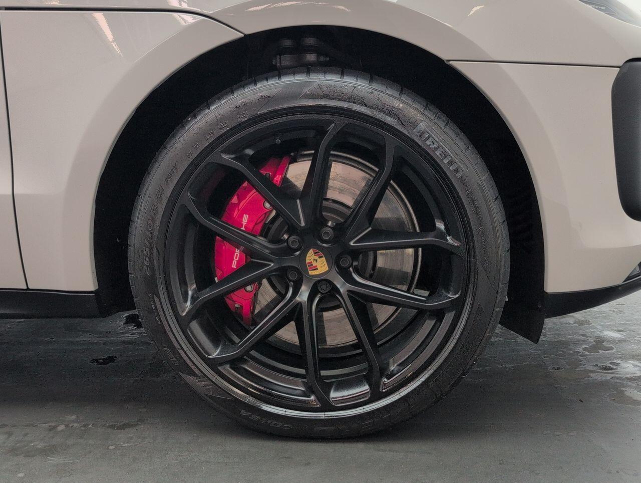 Used Porsche Macan 2023 for sale - 76423813: Photo 10