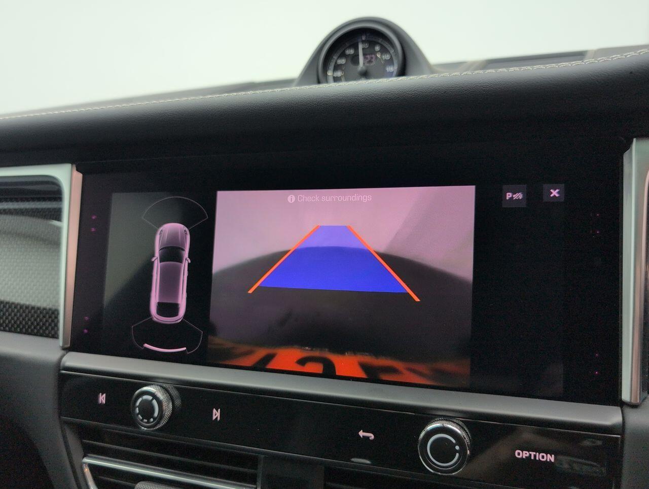 Used Porsche Macan 2023 for sale - 76423813: Photo 16