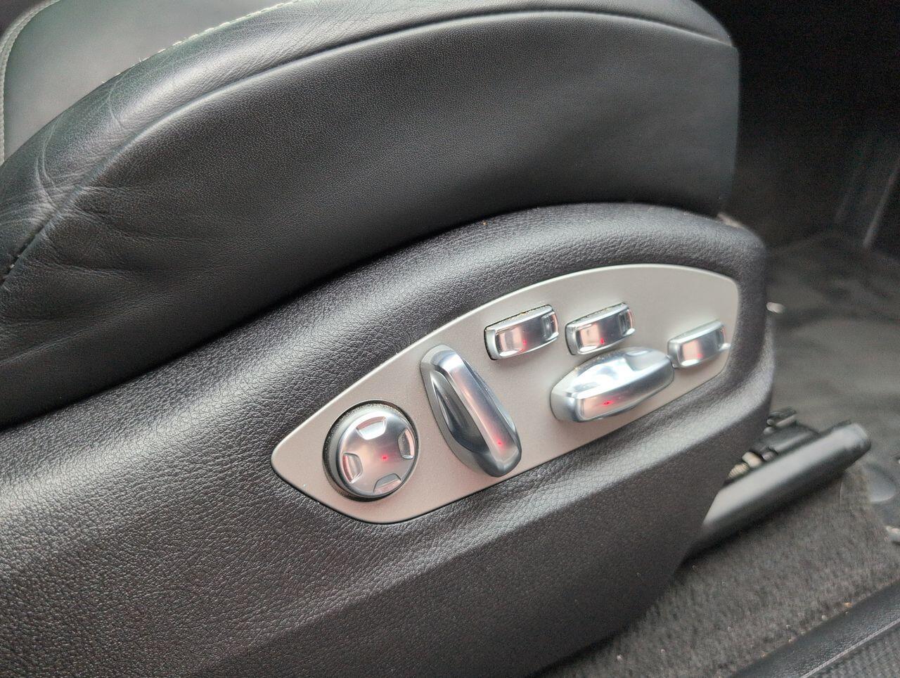 Used Porsche Macan 2023 for sale - 76423813: Photo 25