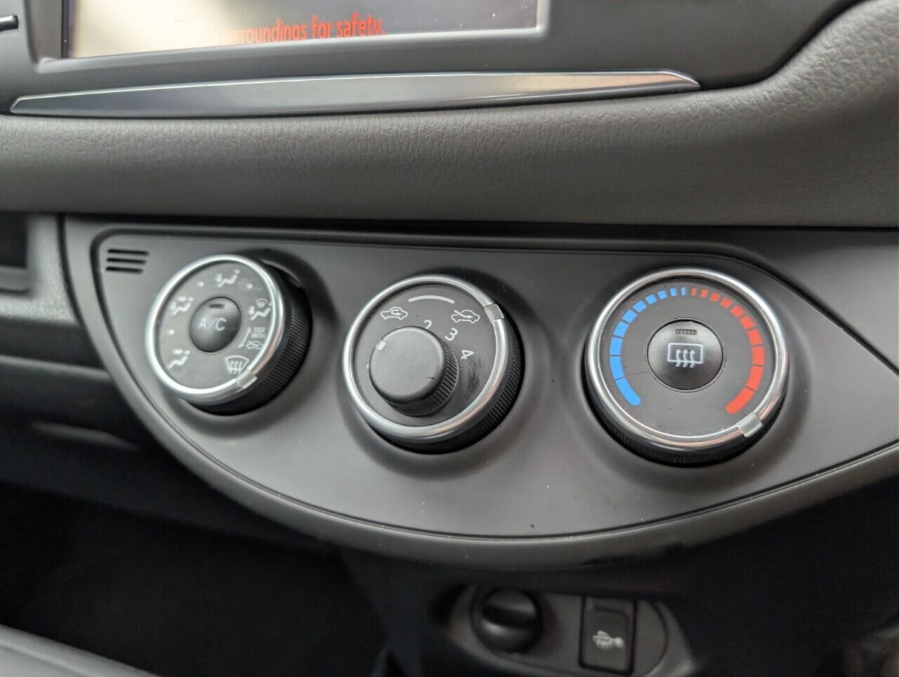 Used Toyota Yaris 2019 for sale - 76607578: Photo 15