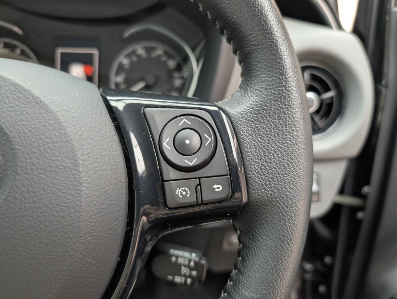 Used Toyota Yaris 2019 for sale - 76607578: Photo 19