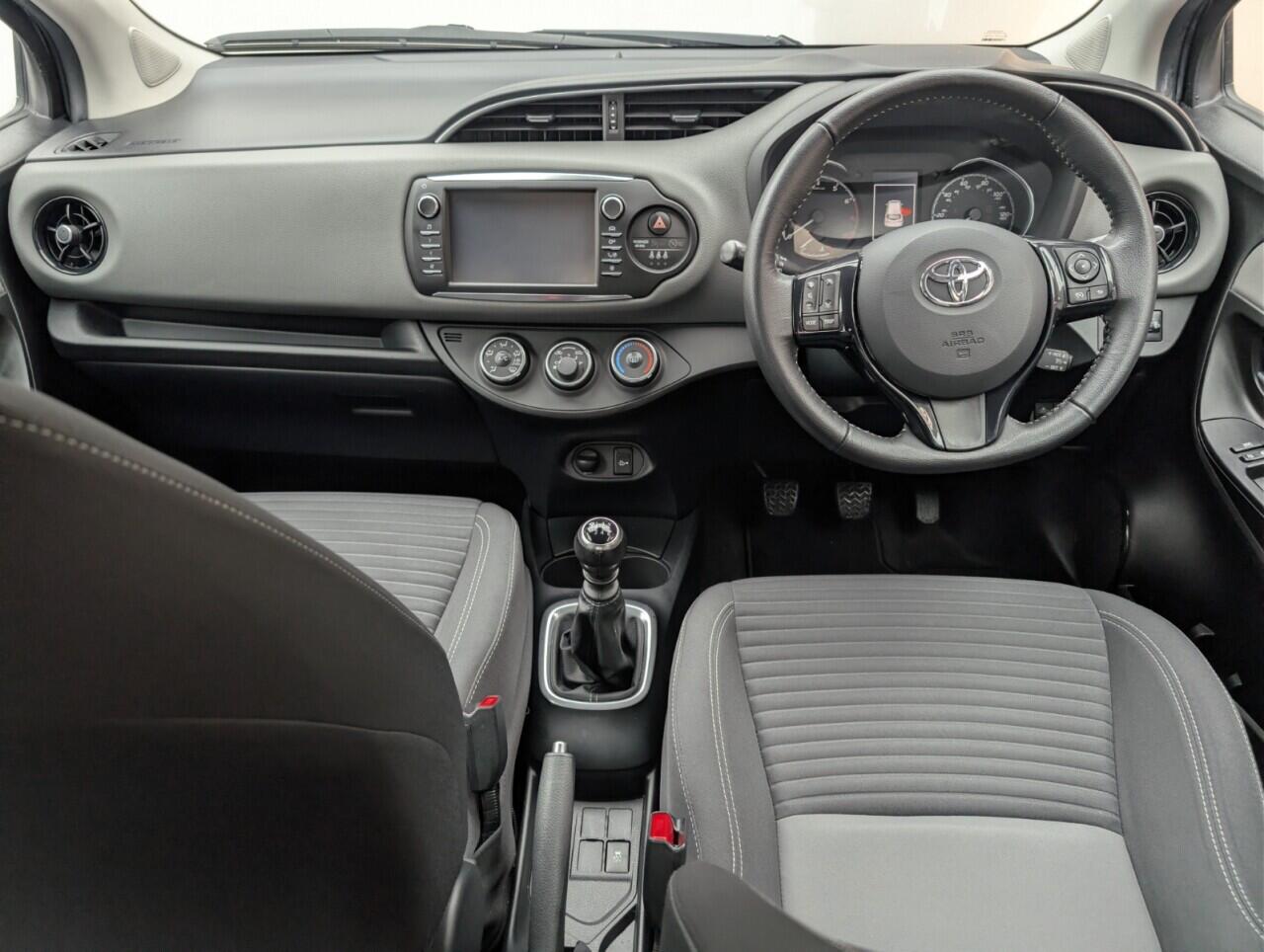 Used Toyota Yaris 2019 for sale - 76607578: Photo 23