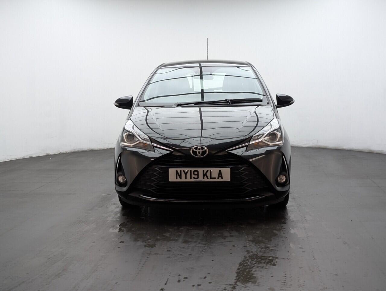 Used Toyota Yaris 2019 for sale - 76607578: Photo 3