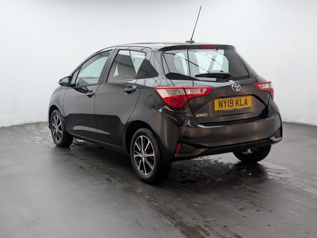 Used Toyota Yaris 2019 for sale - 76607578: Photo 6