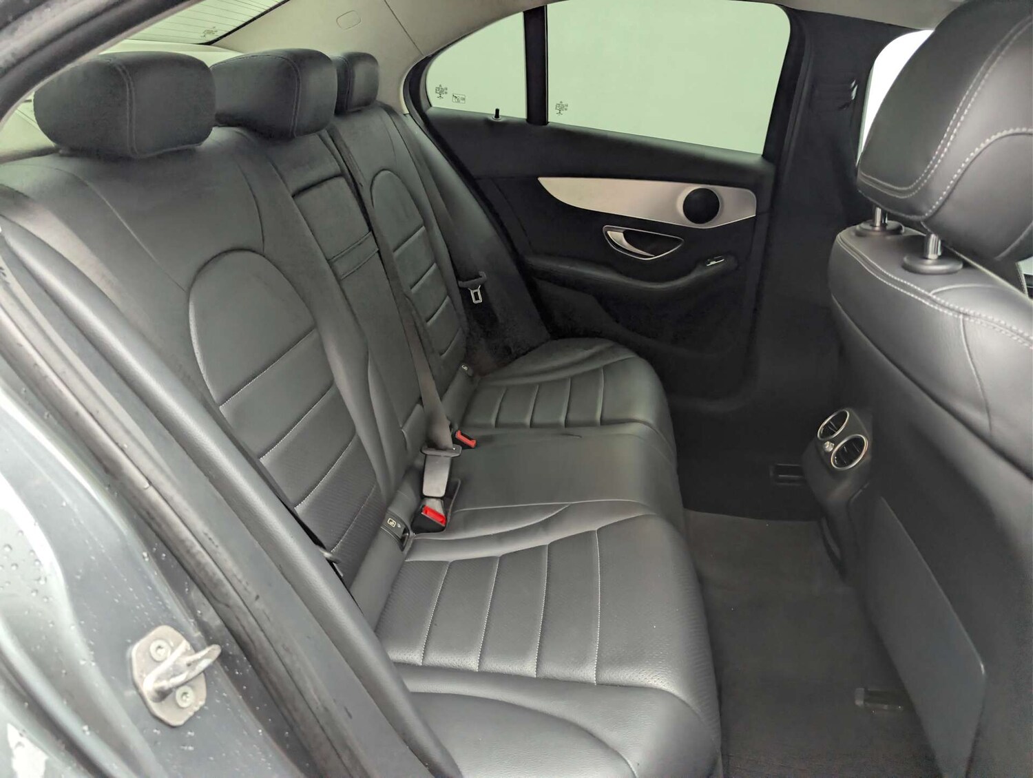 Used Mercedes-Benz C Class 2019 for sale - 77980240: Photo 14