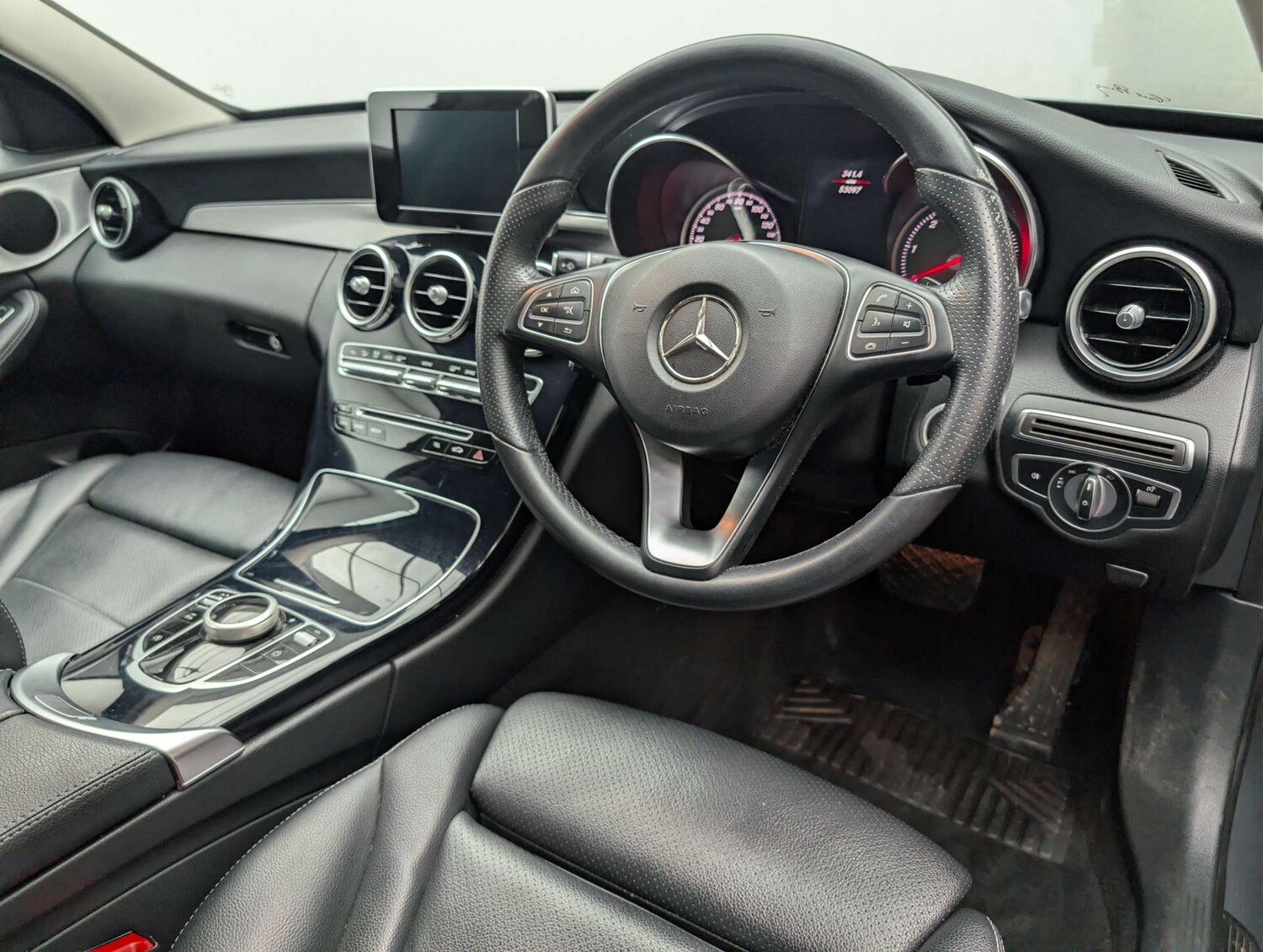 Used Mercedes-Benz C Class 2019 for sale - 77980240: Photo 19