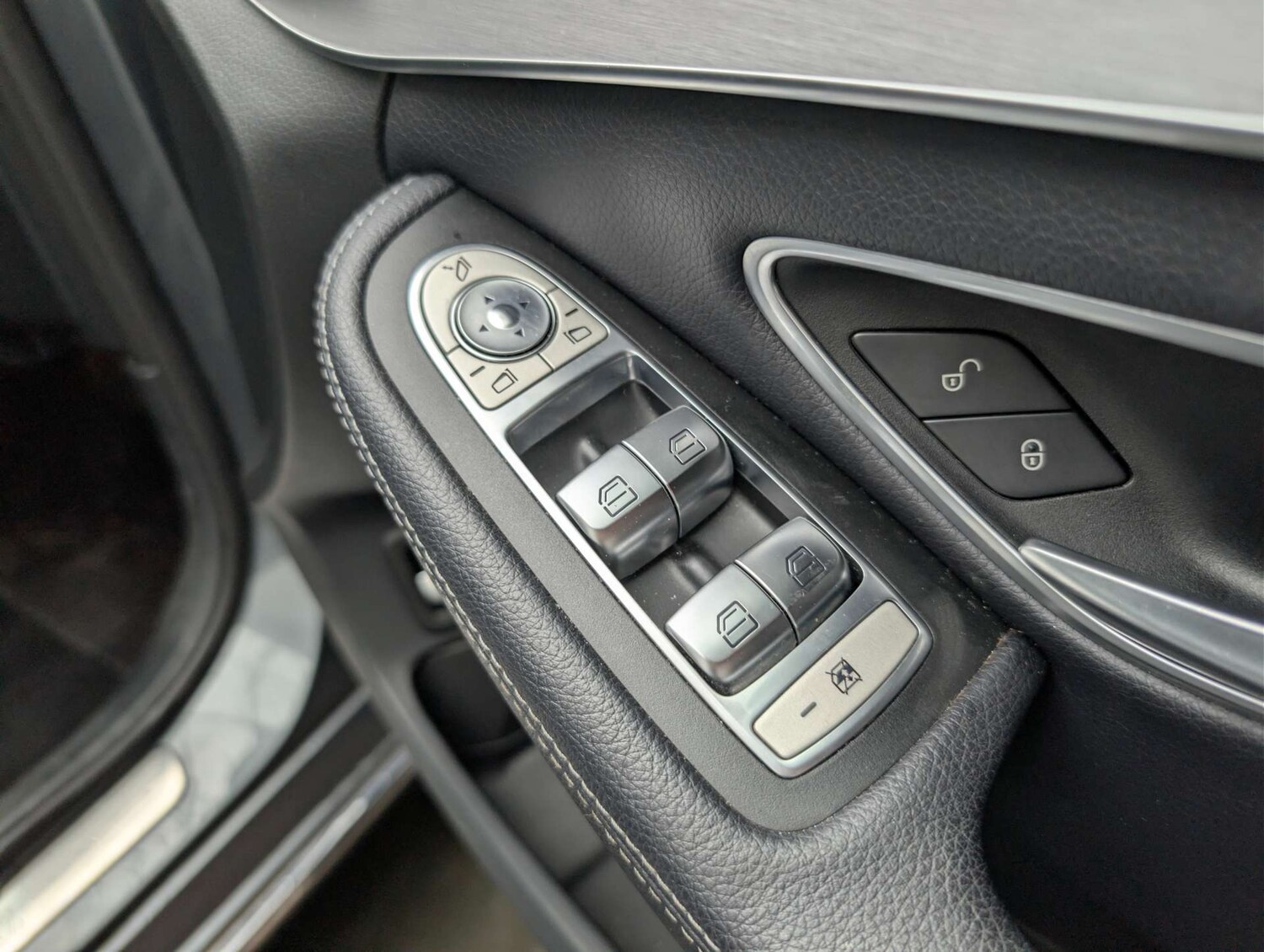 Used Mercedes-Benz C Class 2019 for sale - 77980240: Photo 23