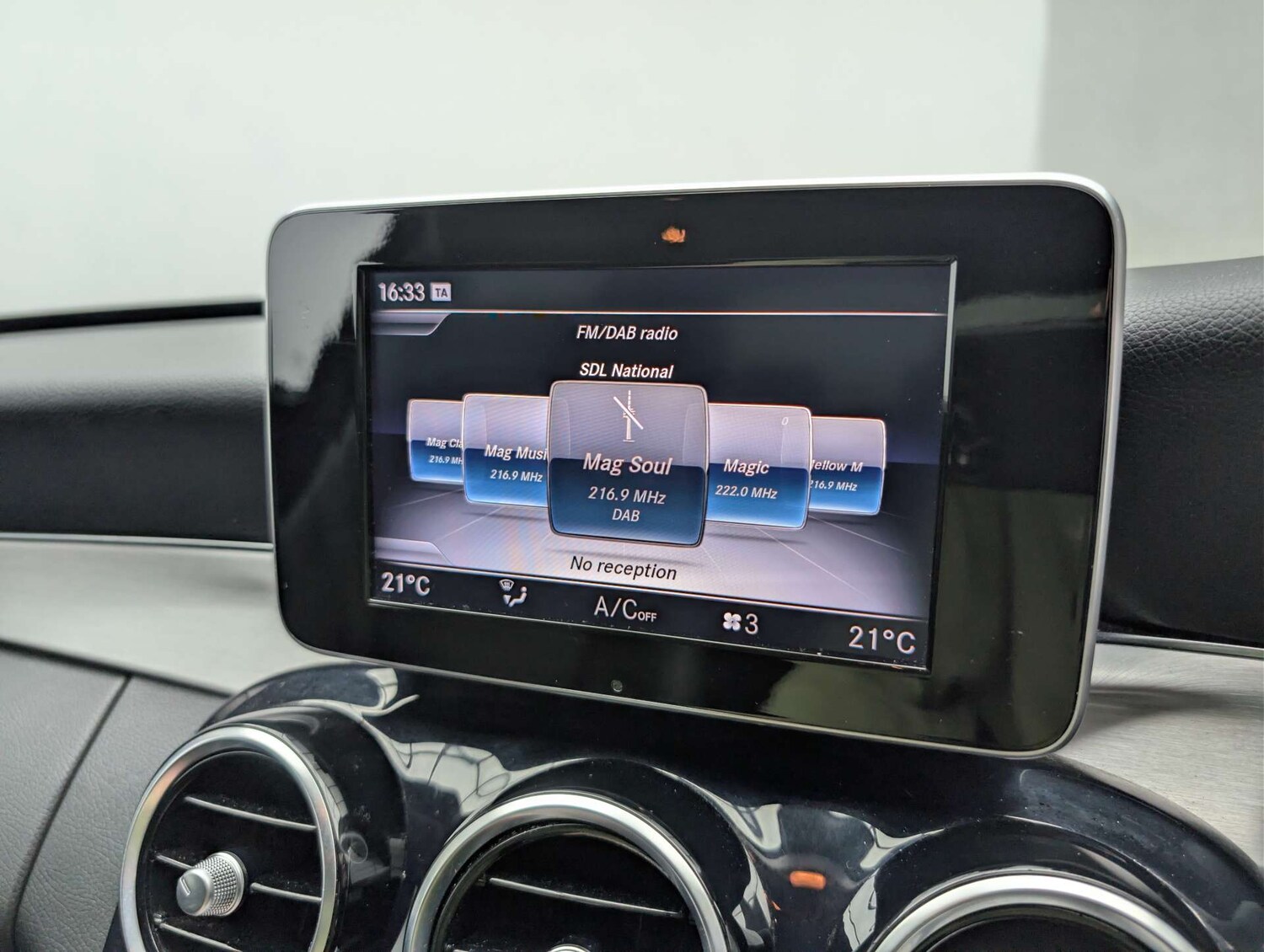 Used Mercedes-Benz C Class 2019 for sale - 77980240: Photo 27