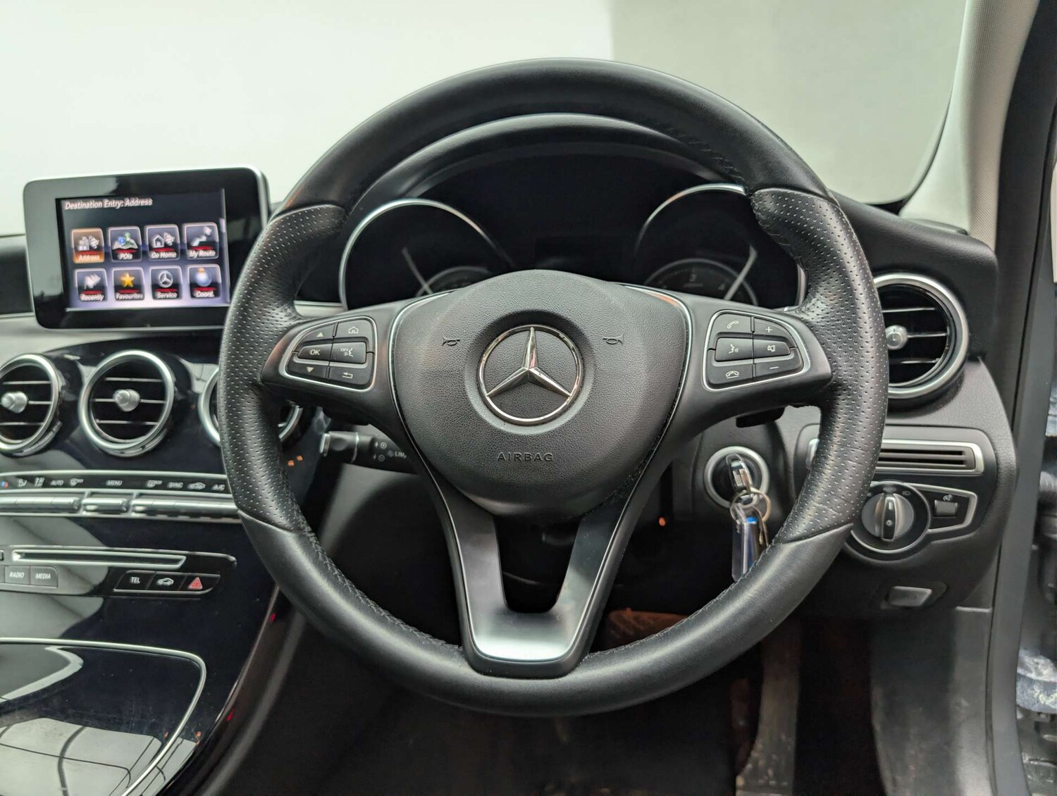 Used Mercedes-Benz C Class 2019 for sale - 77980240: Photo 29