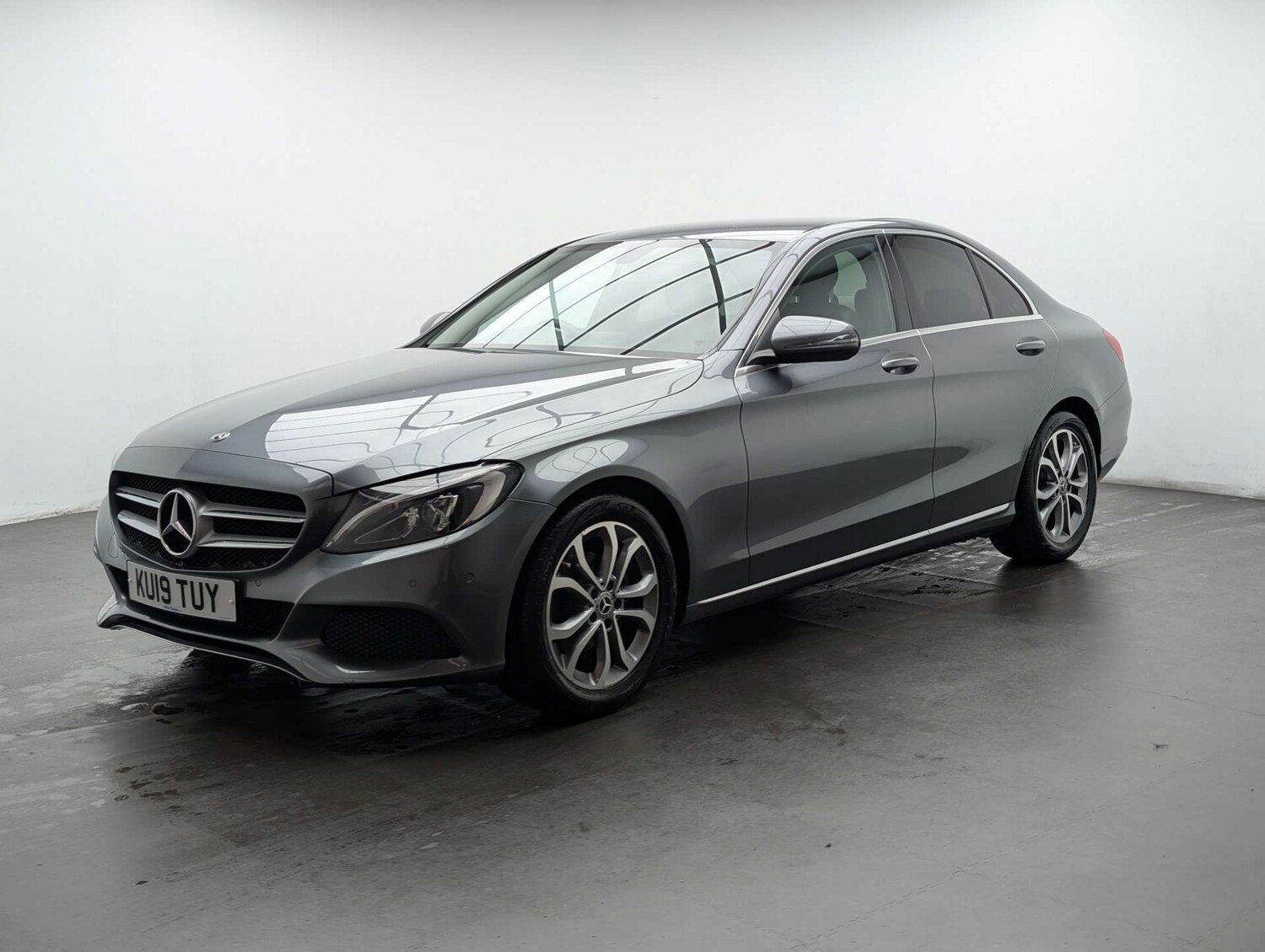 Used Mercedes-Benz C Class 2019 for sale - 77980240: Photo 9