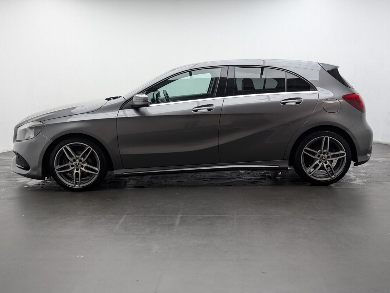 Used Mercedes-Benz A-Class 2018 for sale - 77098095: Photo 5