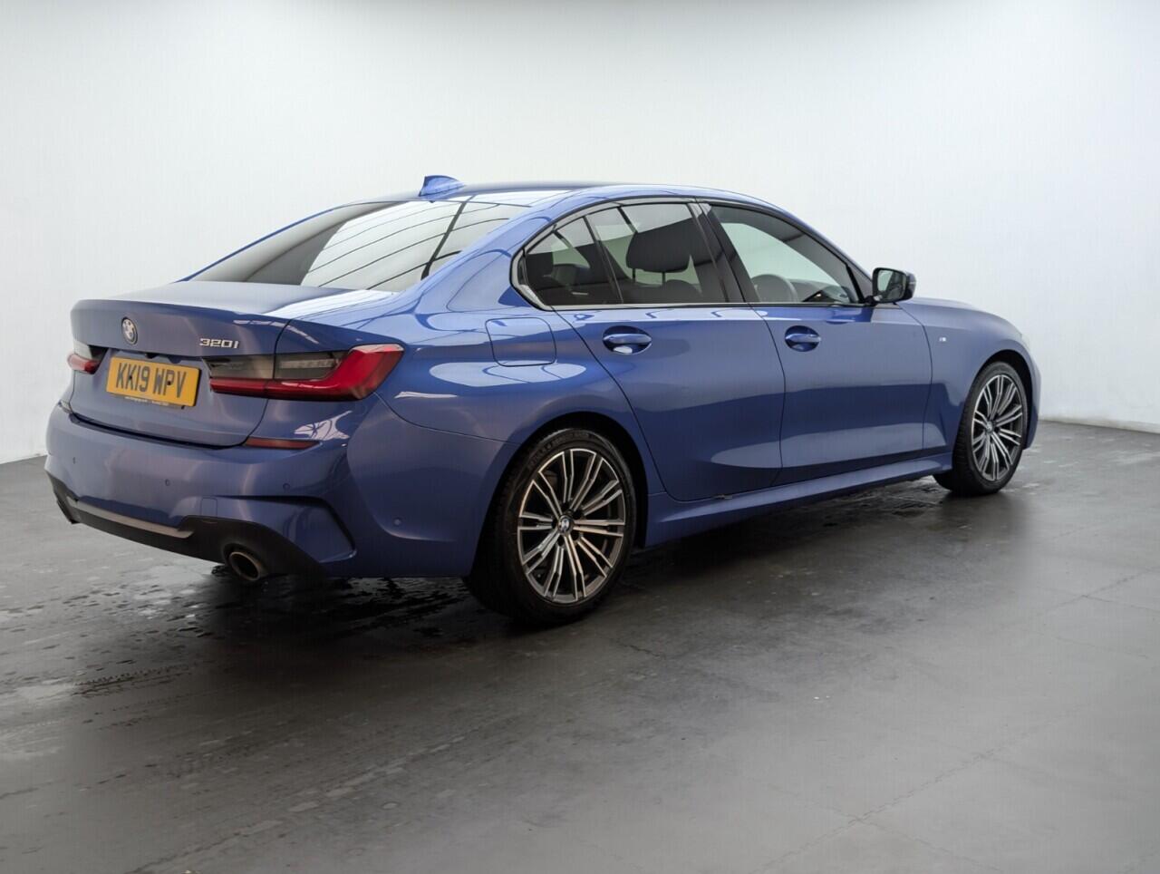Used BMW 3 Series 2019 for sale - 76423856: Photo 8