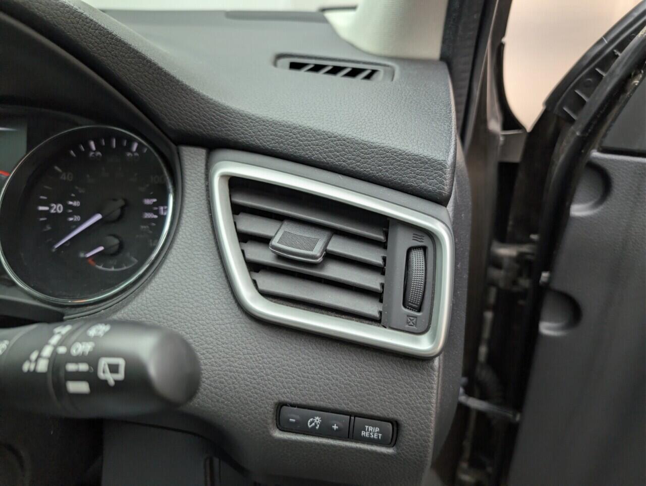 Used Nissan Qashqai 2017 for sale - 76657326: Photo 21