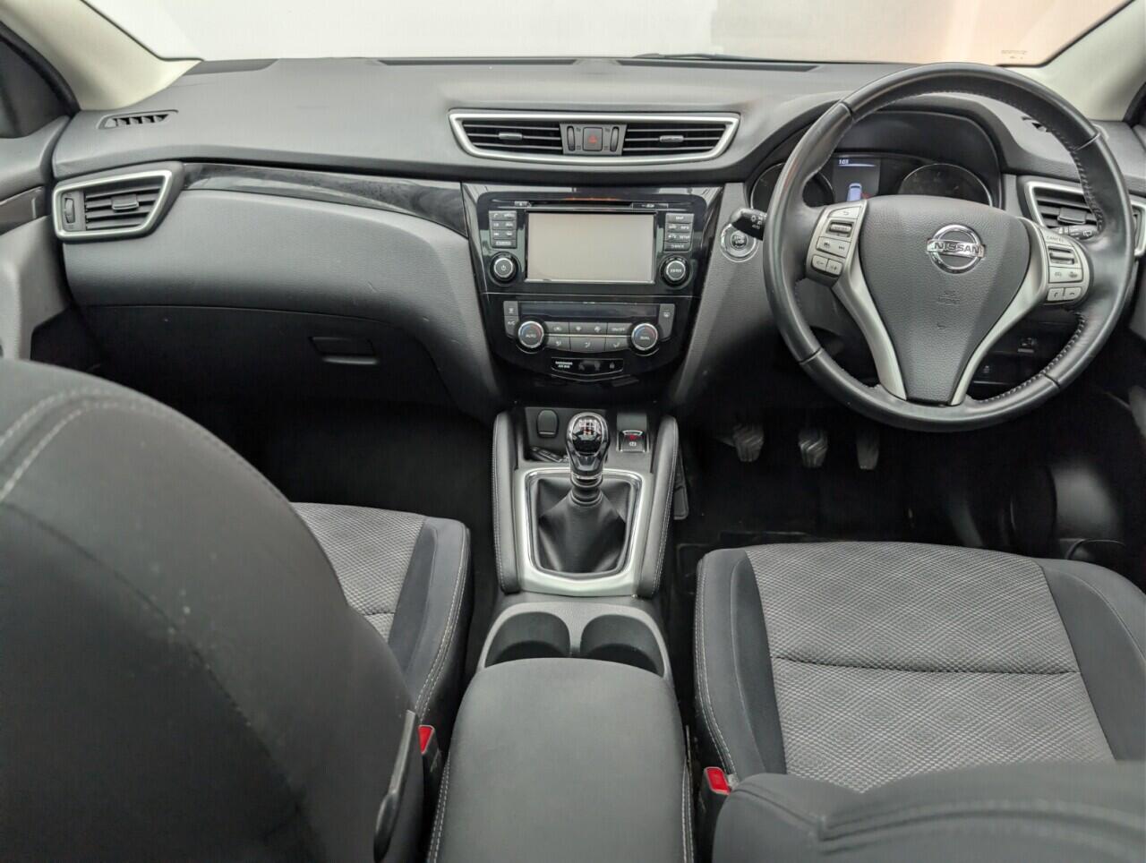 Used Nissan Qashqai 2017 for sale - 76657326: Photo 25