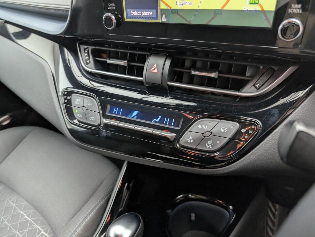 Used Toyota C-HR 2021 for sale - 76423810: Photo 16