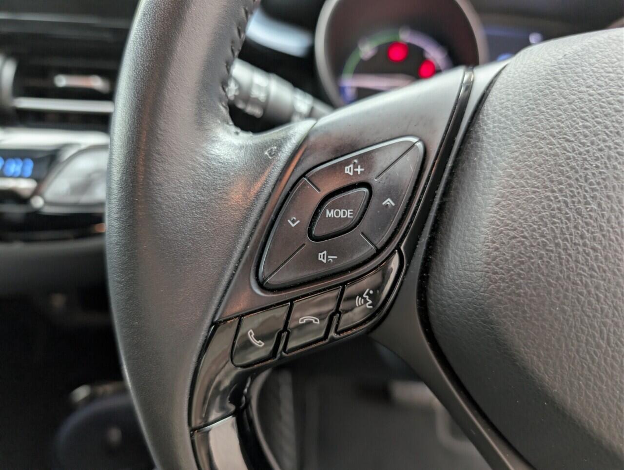 Used Toyota C-HR 2021 for sale - 76423810: Photo 19