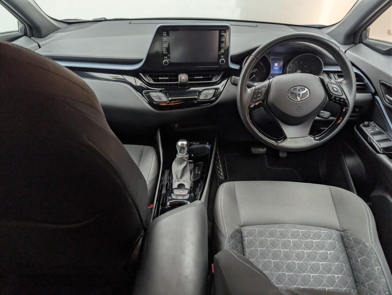 Used Toyota C-HR 2021 for sale - 76423810: Photo 24