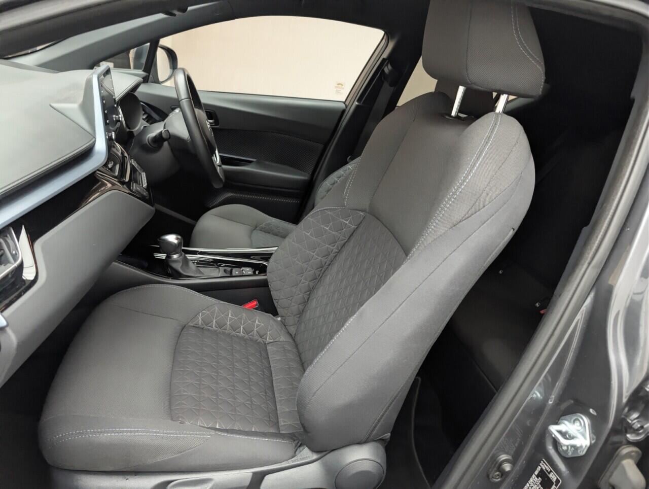 Used Toyota C-HR 2021 for sale - 76423810: Photo 28